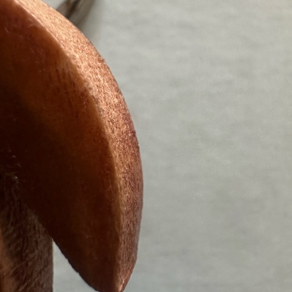 NWOT Wooden Turtle Keychain. Brown and Tan. Authentic Maui, Hawaiian Keychain - Picture 4 of 6